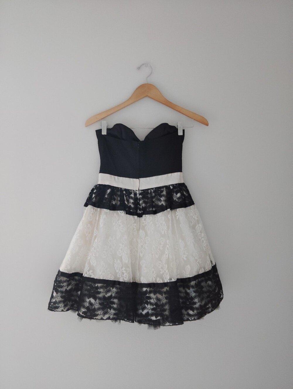 Jessica Mc. Clintock Strapless Lace Dress - Picture 3 of 8